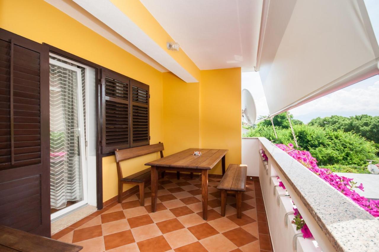 Apartments Surfinia Baška Kültér fotó